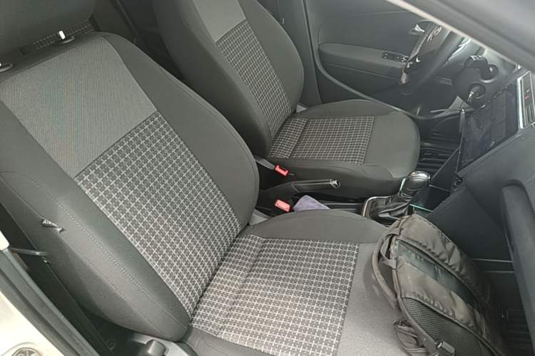 Used Volkswagen Polo 2016 1.6L Automatic Comfort Model Right Front Seat