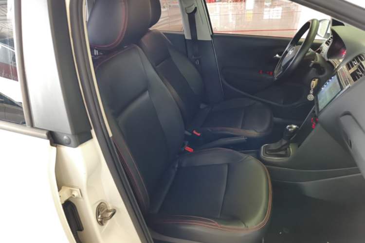Used Volkswagen Polo 2016 1.4L Automatic Trendy Model Right Front Seat