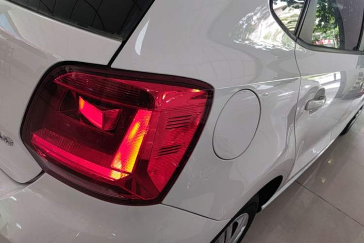 Used Volkswagen Polo 2016 1.4L Automatic Trendy Model Right Rear Taillight