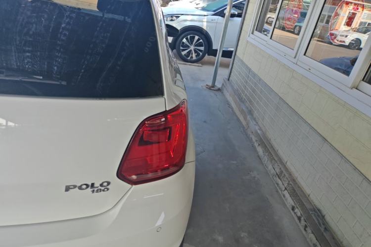 Used Volkswagen Polo 2016 1.6L Automatic Comfort Model Right Rear Taillight
