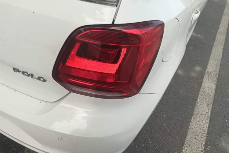 Used Volkswagen Polo 2016 1.4L Automatic Trendy Model Right Rear Taillight