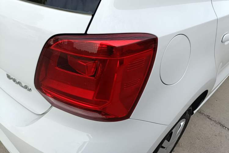 Used Volkswagen Polo 2016 1.4L Manual Fashion Model Right Rear Taillight