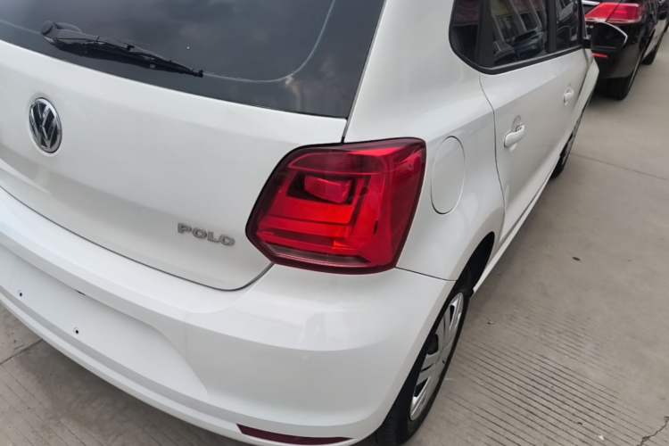 Used Volkswagen Polo 2016 1.4L Automatic Trendy Model Right Rear Taillight