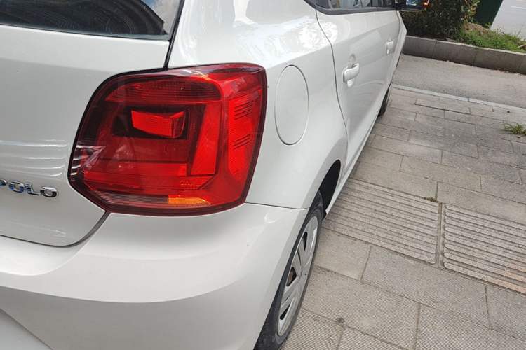 Used Volkswagen Polo 2016 1.4L Manual Fashion Model Right Rear Taillight
