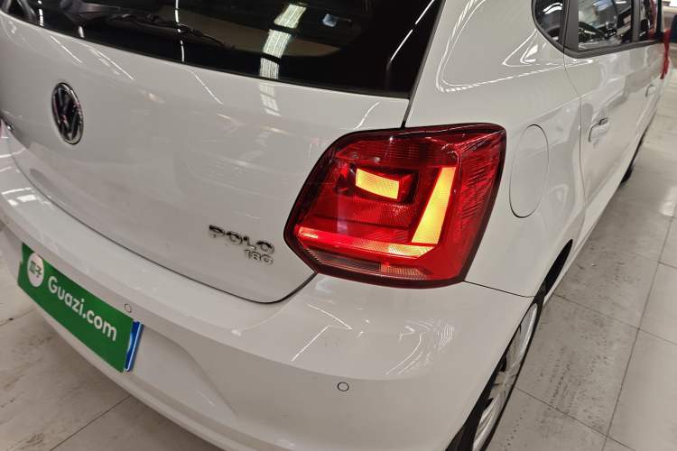 Used Volkswagen Polo 2016 1.6L Automatic Comfort Model Right Rear Taillight