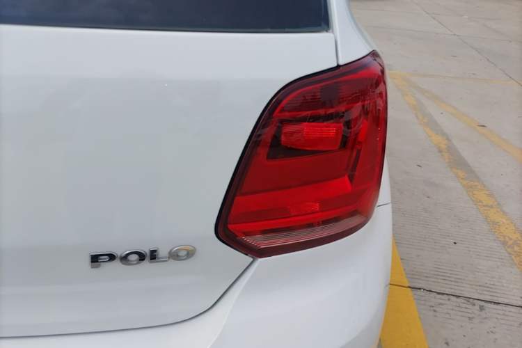 Used Volkswagen Polo 2016 1.4L Automatic Trendy Model Right Rear Taillight