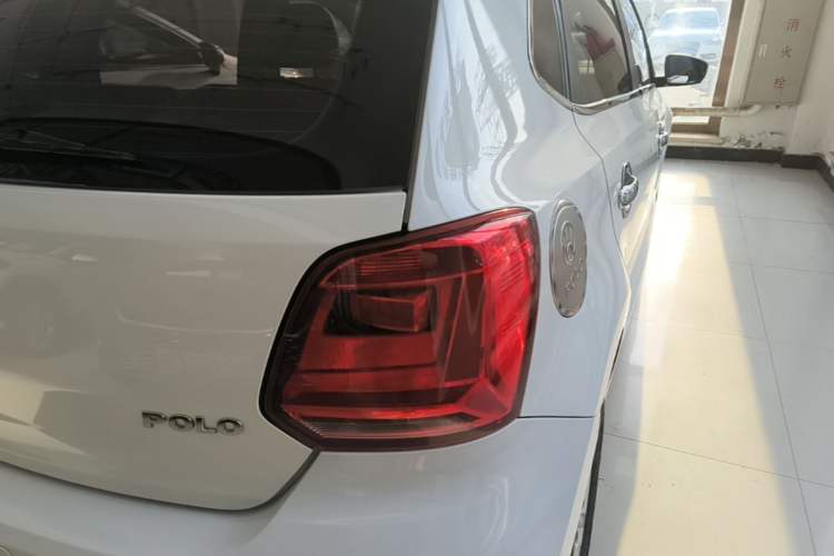 Used Volkswagen Polo 2016 1.4L Automatic Trendy Model Right Rear Taillight