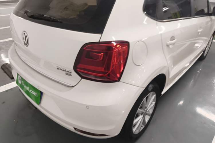 Used Volkswagen Polo 2016 1.6L Automatic Luxury Model Right Rear Taillight