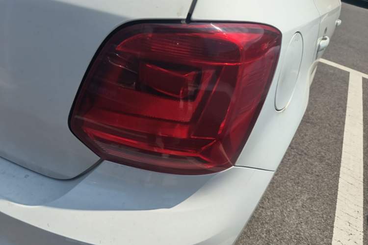 Used Volkswagen Polo 2016 1.6L Automatic Comfort Model Right Rear Taillight