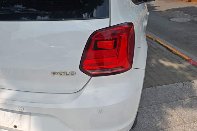 Used Volkswagen Polo 2016 1.4L Manual Fashion Model Right Rear Taillight