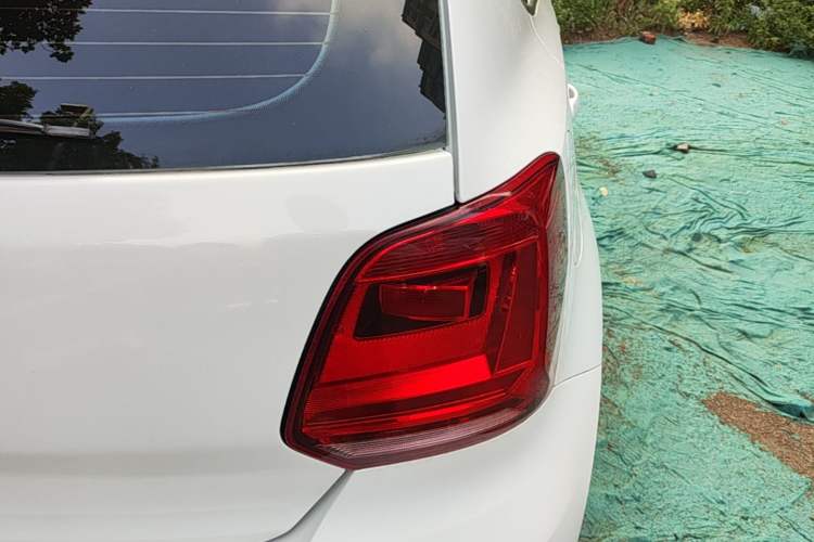 Used Volkswagen Polo 2016 1.4L Automatic Trendy Model Right Rear Taillight