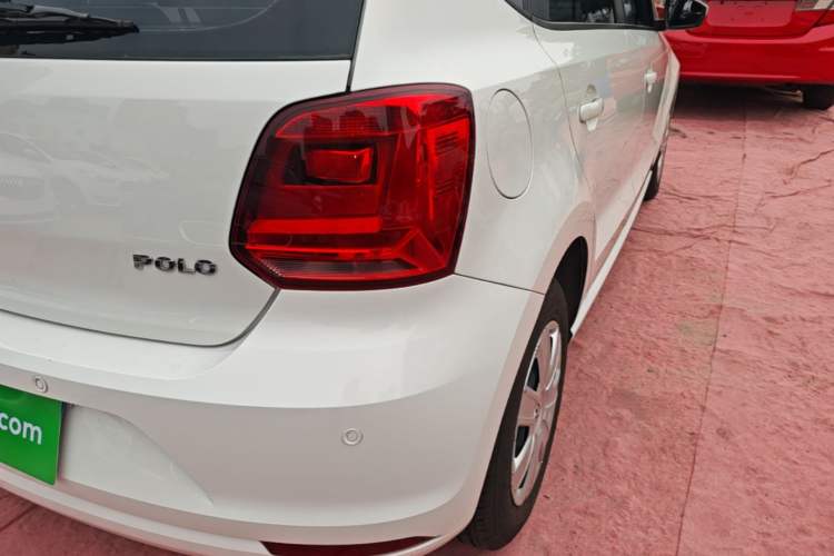 Used Volkswagen Polo 2016 1.4L Automatic Trendy Model Right Rear Taillight