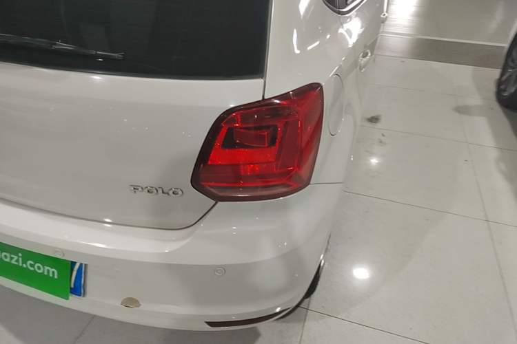 Used Volkswagen Polo 2016 1.4L Manual Fashion Model Right Rear Taillight