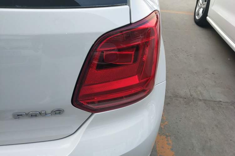 Used Volkswagen Polo 2016 1.4L Automatic Trendy Model Right Rear Taillight