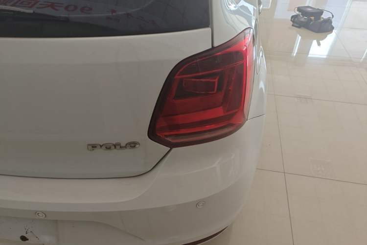 Used Volkswagen Polo 2016 1.4L Manual Fashion Model Right Rear Taillight