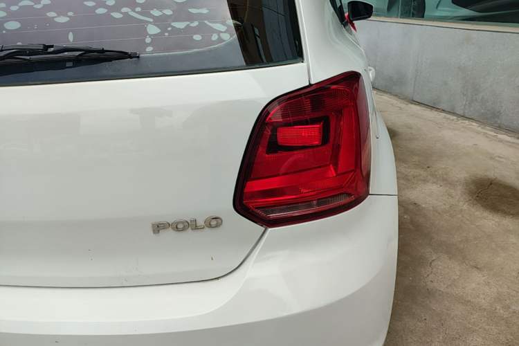 Used Volkswagen Polo 2016 1.4L Manual Fashion Model Right Rear Taillight
