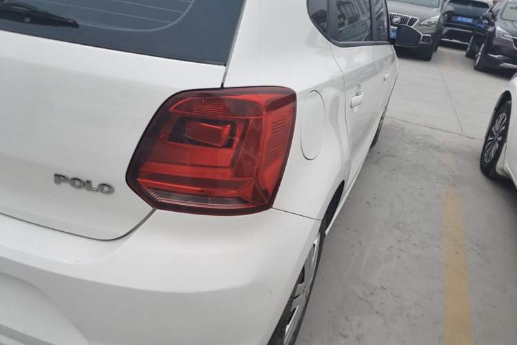 Used Volkswagen Polo 2016 1.4L Manual Fashion Model Right Rear Taillight