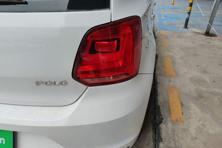Used Volkswagen Polo 2016 1.4L Automatic Trendy Model Right Rear Taillight