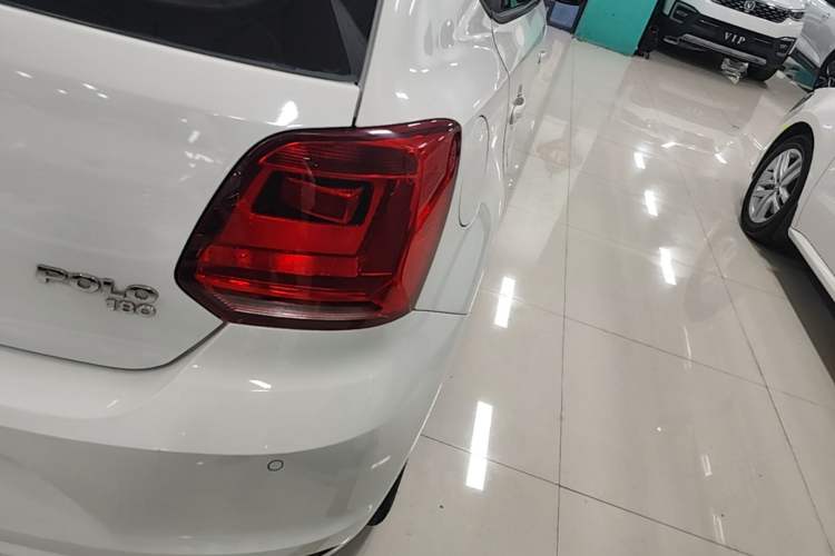 Used Volkswagen Polo 2016 1.6L Automatic Comfort Model Right Rear Taillight