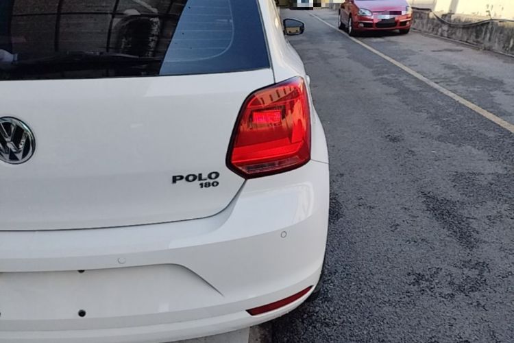 Used Volkswagen Polo 2016 1.6L Automatic Comfort Model Right Rear Taillight