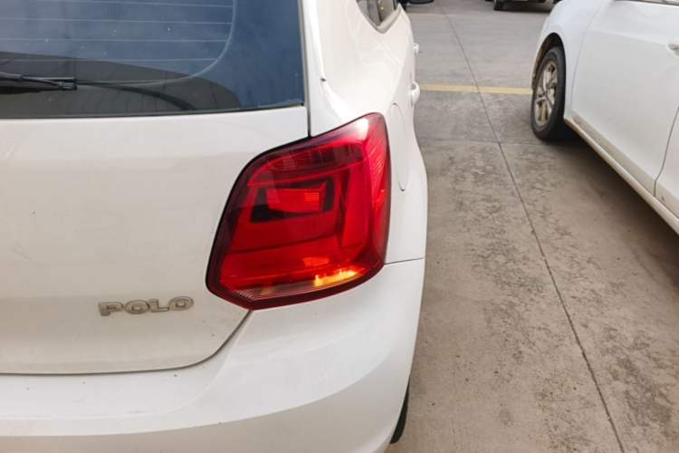 Used Volkswagen Polo 2016 1.4L Manual Fashion Model Right Rear Taillight
