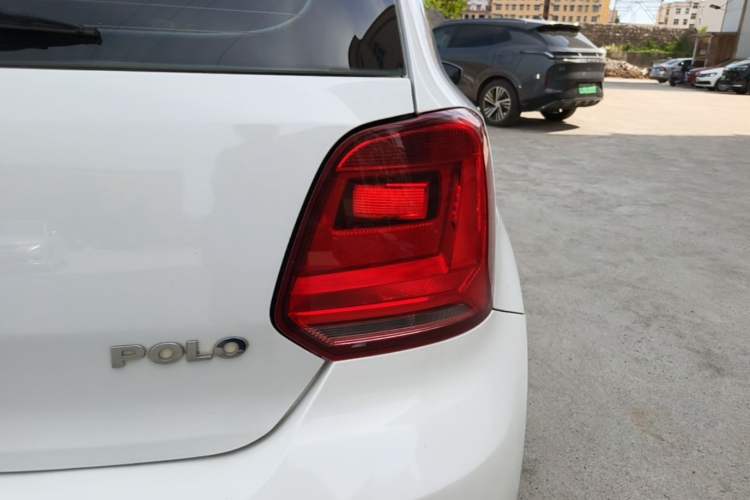Used Volkswagen Polo 2016 1.4L Automatic Trendy Model Right Rear Taillight