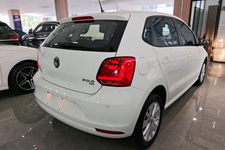 Used Volkswagen Polo 2016 1.6L Automatic Comfort Model Right Rear Taillight
