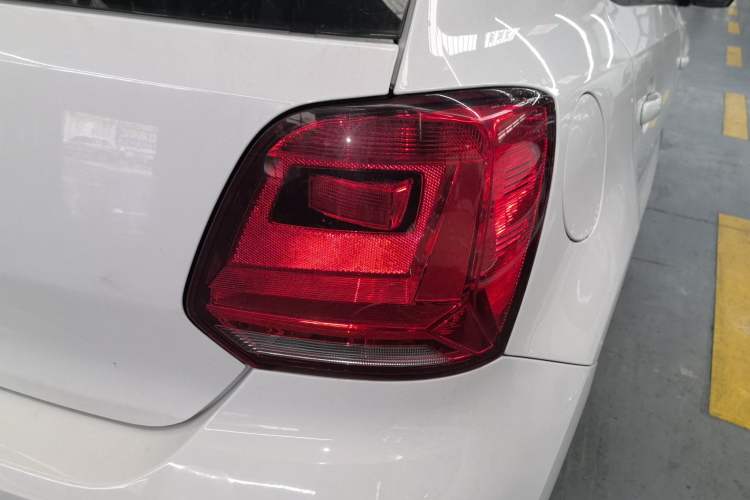 Used Volkswagen Polo 2016 1.4L Automatic Trendy Model Right Rear Taillight