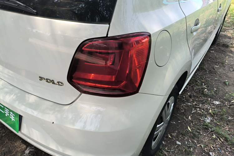 Used Volkswagen Polo 2016 1.4L Manual Fashion Model Right Rear Taillight