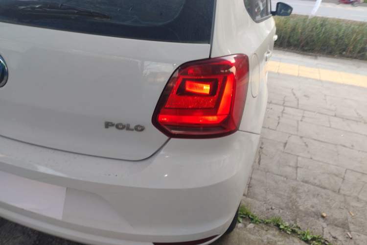 Used Volkswagen Polo 2016 1.4L Manual Fashion Model Right Rear Taillight