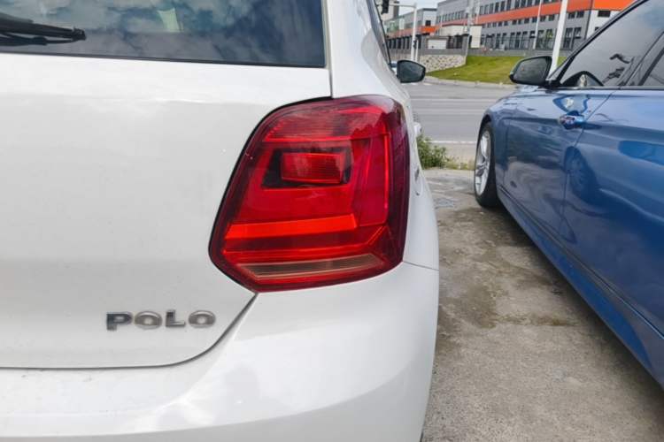 Used Volkswagen Polo 2016 1.4L Manual Fashion Model Right Rear Taillight