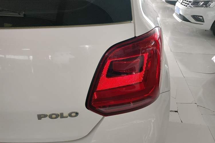 Used Volkswagen Polo 2016 1.4L Automatic Trendy Model Right Rear Taillight