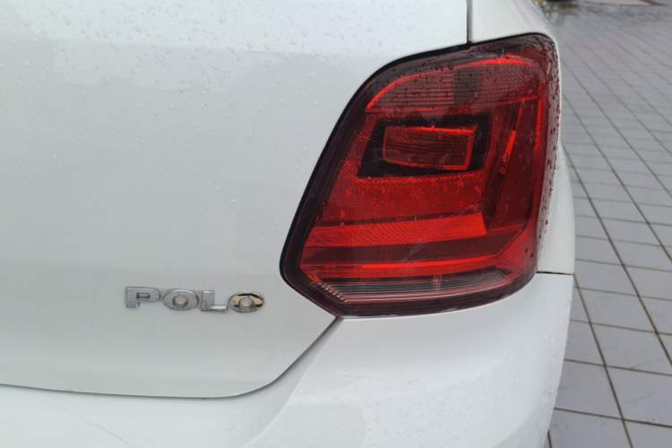 Used Volkswagen Polo 2016 1.6L Automatic Comfort Model Right Rear Taillight