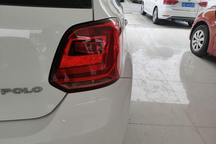 Used Volkswagen Polo 2016 1.4L Manual Fashion Model Right Rear Taillight