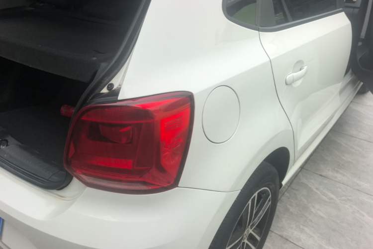 Used Volkswagen Polo 2016 1.4L Automatic Trendy Model Right Rear Taillight