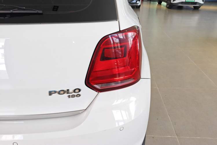 Used Volkswagen Polo 2016 1.6L Automatic Comfort Model Right Rear Taillight