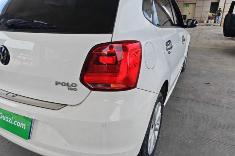 Used Volkswagen Polo 2016 1.6L Automatic Comfort Model Right Rear Taillight