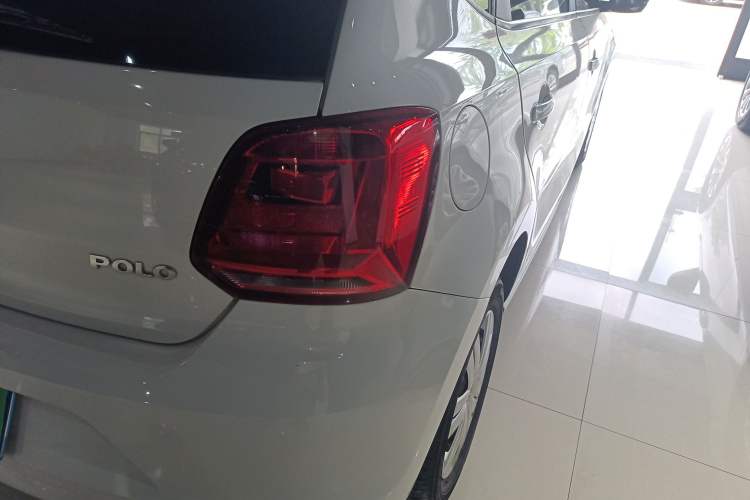Used Volkswagen Polo 2016 1.4L Automatic Trendy Model Right Rear Taillight