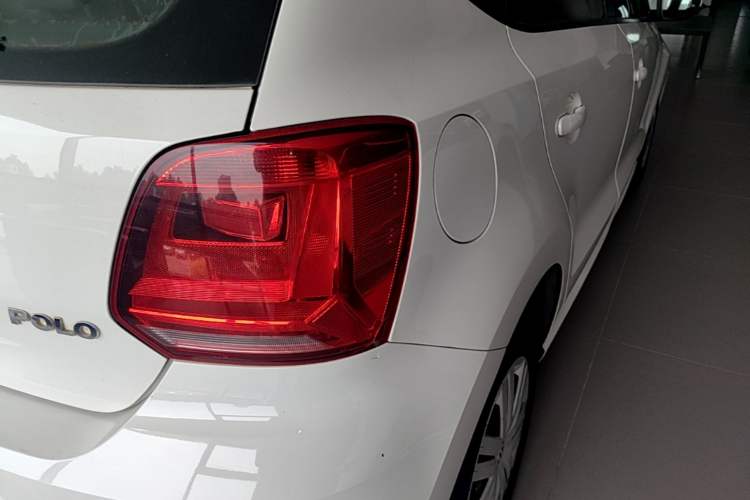 Used Volkswagen Polo 2016 1.4L Manual Fashion Model Right Rear Taillight