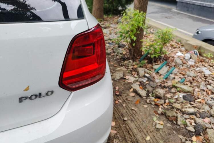 Used Volkswagen Polo 2016 1.4L Automatic Trendy Model Right Rear Taillight