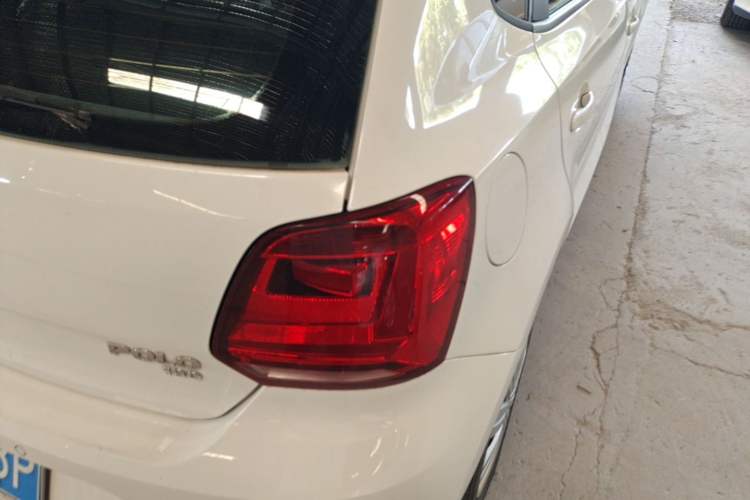 Used Volkswagen Polo 2016 1.6L Automatic Comfort Model Right Rear Taillight