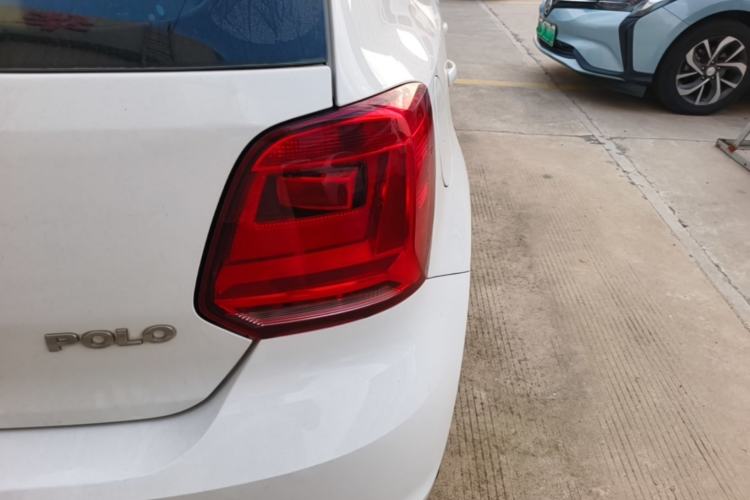 Used Volkswagen Polo 2016 1.4L Manual Fashion Model Right Rear Taillight