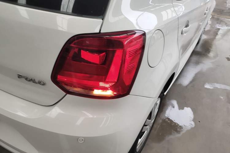 Used Volkswagen Polo 2016 1.4L Automatic Trendy Model Right Rear Taillight