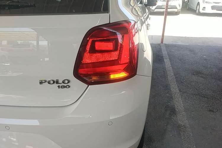 Used Volkswagen Polo 2016 1.6L Automatic Comfort Model Right Rear Taillight