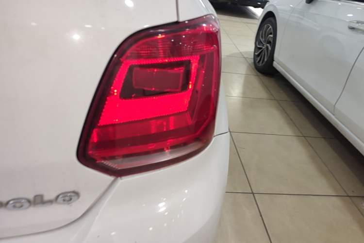 Used Volkswagen Polo 2016 1.4L Automatic Trendy Model Right Rear Taillight