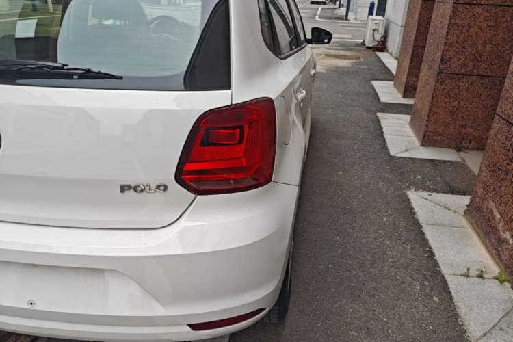 Used Volkswagen Polo 2016 1.4L Manual Fashion Model Right Rear Taillight