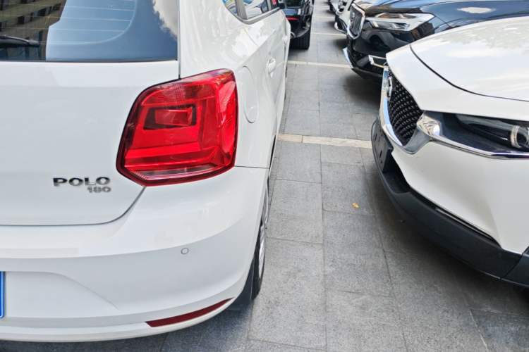 Used Volkswagen Polo 2016 1.6L Automatic Comfort Model Right Rear Taillight