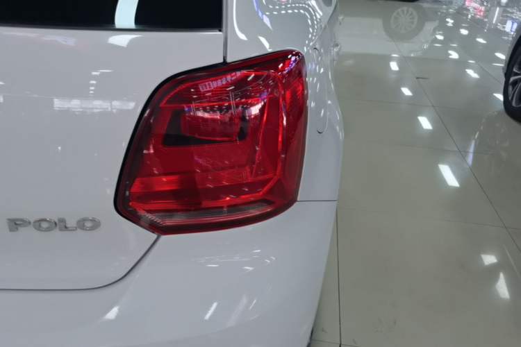 Used Volkswagen Polo 2016 1.4L Automatic Trendy Model Right Rear Taillight