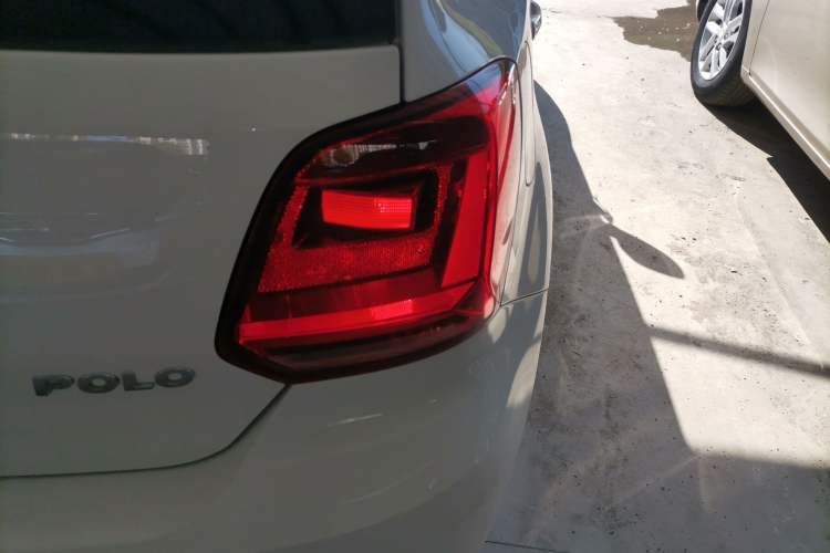 Used Volkswagen Polo 2016 1.4L Manual Fashion Model Right Rear Taillight
