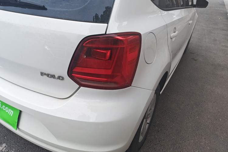 Used Volkswagen Polo 2016 1.4L Manual Fashion Model Right Rear Taillight